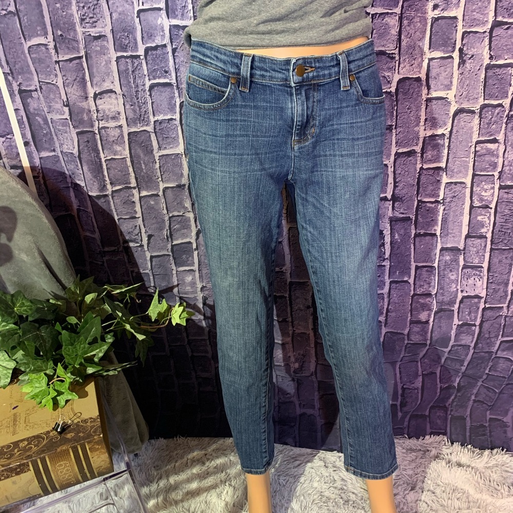 Eileen Fisher Jeans. Medium wash women’s 6petite
